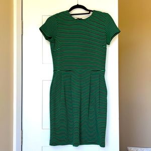 C. Wonder: XS Green & Navy Stripe Stretch Dress With Pockets, Pleats, Crew neck